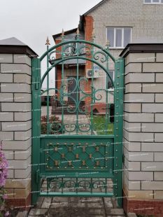 Фото кованых калиток